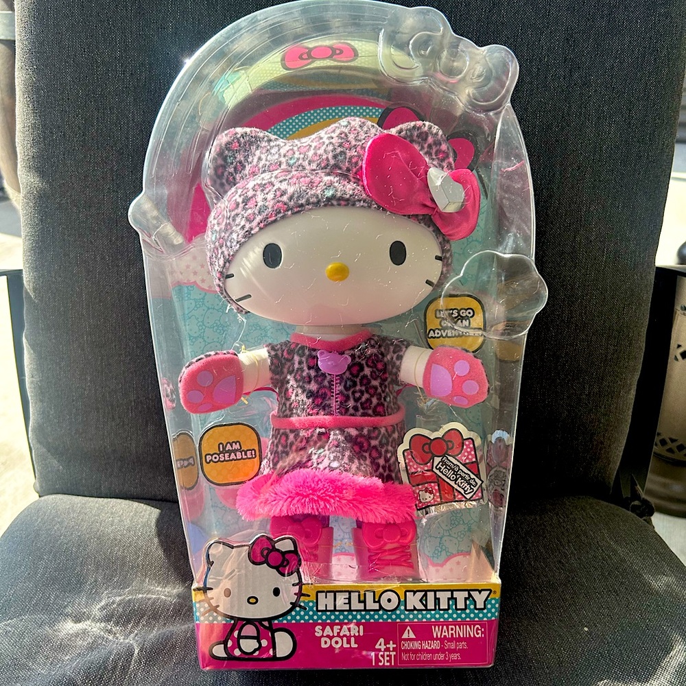 Hello Kitty Safari Doll
